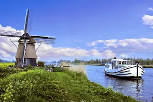 Locaboat Holidays Loosdrecht - Hausboot mieten Holland & Amsterdam image