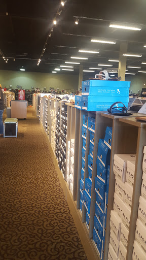 Shoe Store «DSW Designer Shoe Warehouse», reviews and photos, 6722 Charlotte Pike, Nashville, TN 37209, USA