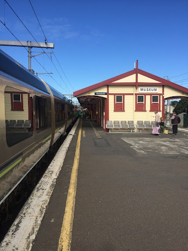 Comments and reviews of Paekakariki Station