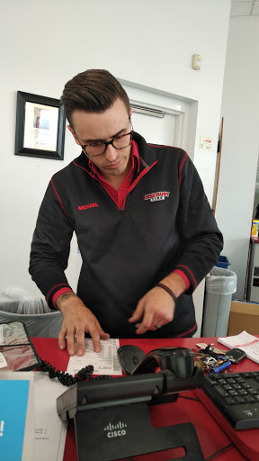 Tire Shop «Discount Tire Store - Kerrville, TX», reviews and photos, 1180 Junction Hwy., Kerrville, TX 78028, USA