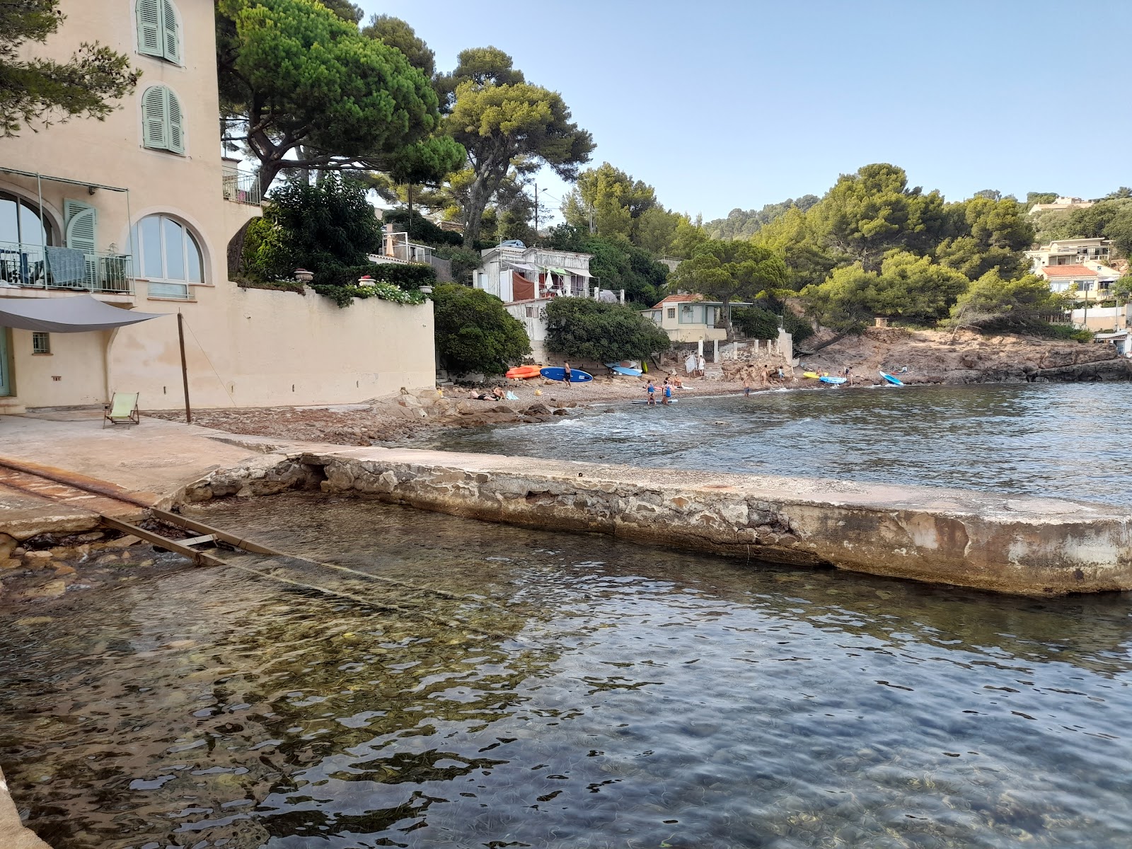 Foto von Plage Le Canebas mit sehr sauber Sauberkeitsgrad