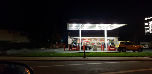 Convenience Store «Quik Stop», reviews and photos, 2704 N Bascom Ave, San Jose, CA 95124, USA