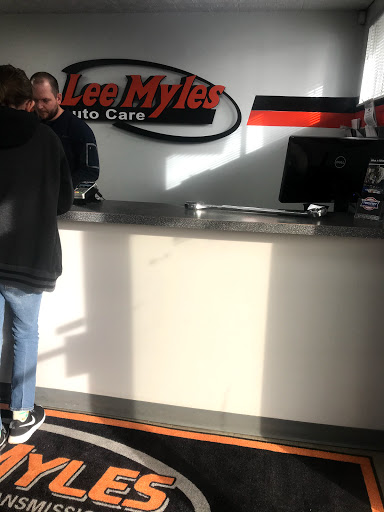 Auto Repair Shop «Lee Myles Transmission & AutoCare - Lakewood», reviews and photos, 11901 W Cedar Dr, Lakewood, CO 80228, USA