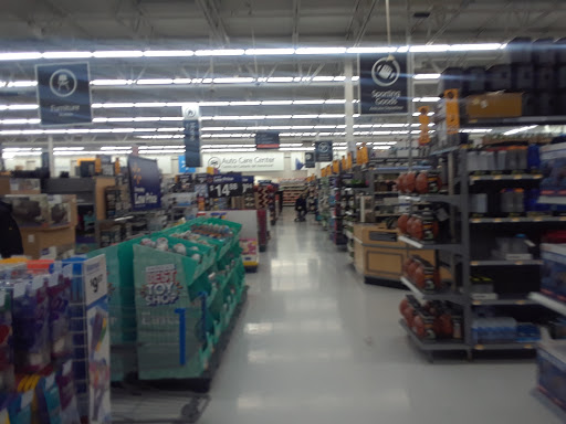 Discount Store «Walmart», reviews and photos, 3164 Berlin Turnpike, Newington, CT 06111, USA
