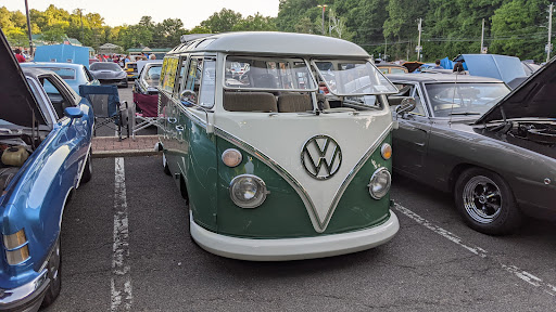 Shopping Mall «Rose Hill Shopping Center», reviews and photos, 600 Columbus Ave, Thornwood, NY 10594, USA