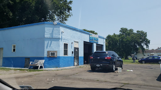 Tony’s Hand Carwash/Detailing en Portsmouth