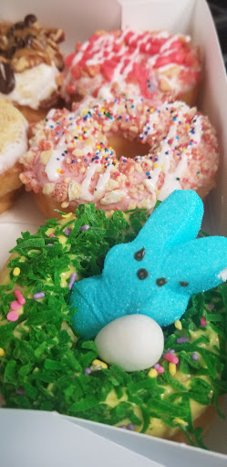 Donut Shop «Donut Licious», reviews and photos, 1535 Spring Cypress Rd, Spring, TX 77388, USA