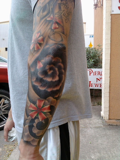 Tattoo Shop «Valley Ink Tattoo Studio», reviews and photos, 514 N Cage Blvd, Pharr, TX 78577, USA