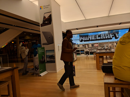 Computer Store «Microsoft Store - Westfield San Francisco Centre», reviews and photos, 845 Market St #257, San Francisco, CA 94103, USA