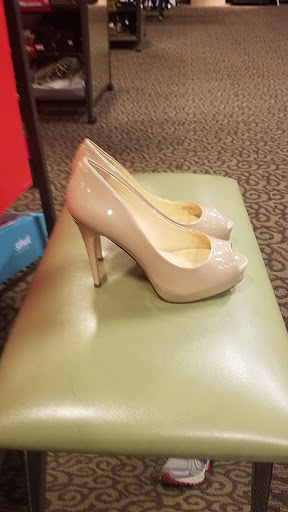 Shoe Store «DSW Designer Shoe Warehouse», reviews and photos, 7463 Youree Dr, Shreveport, LA 71105, USA