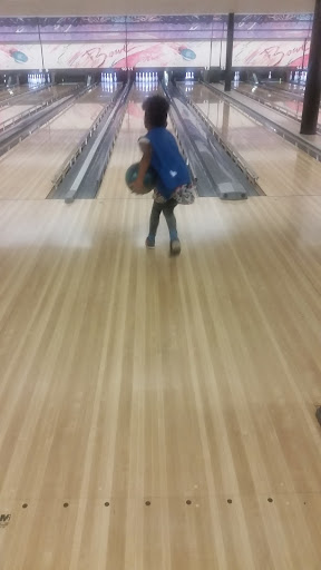 Bowling Alley «Plaza Lanes», reviews and photos, 8101 Kennedy Ave, Highland, IN 46322, USA