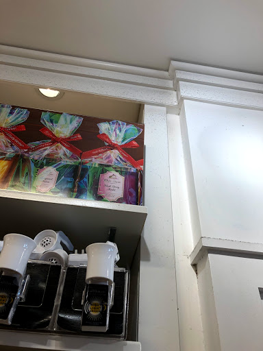 Beauty Supply Store «Bath & Body Works», reviews and photos, 2024 S University Dr, Davie, FL 33324, USA