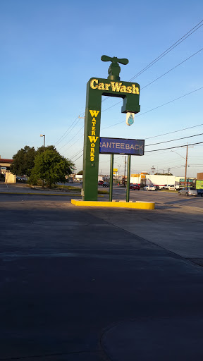 Car Wash «Water Works Car Wash & Oil», reviews and photos, 11802 Perrin Beitel Rd, San Antonio, TX 78217, USA