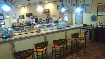 CAFETERíA EL FOGóN DEL MARAGATO