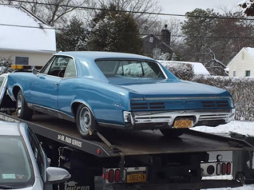 Auto Body Shop «Maaco Collision Repair & Auto Painting», reviews and photos, 63 Polk Ave, Hempstead, NY 11550, USA