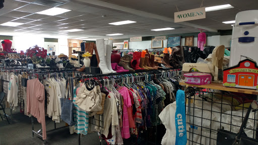 Thrift Store «Atlas Thrift Shop», reviews and photos, 6634 Fair Oaks Blvd, Carmichael, CA 95608, USA