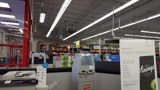 Office Supply Store «Staples», reviews and photos, 1551 W Algonquin Rd, Rolling Meadows, IL 60008, USA