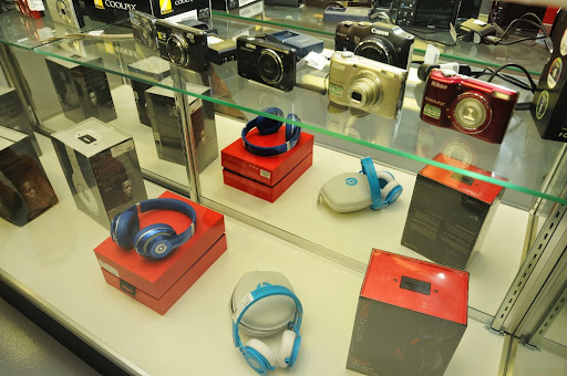 Pawn Shop «Elite Pawn Federal Way», reviews and photos, 29130 Pacific Hwy S, Federal Way, WA 98003, USA