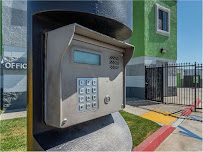 Extra Space Storage - Photo 4 - Car repair in Hemet, CA, Hemet