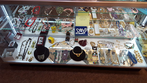 Thrift Store «Second Chance Shop», reviews and photos, 730 Hebron Ave, Glastonbury, CT 06033, USA