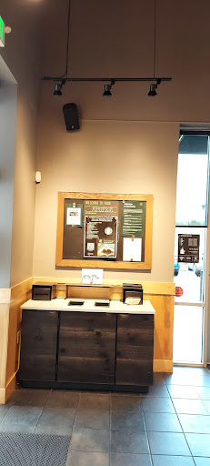 Coffee Shop «Starbucks», reviews and photos, 1720 S Orange Blossom Trail, Apopka, FL 32703, USA