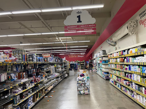 Grocery Store «Grocery Outlet Bargain Market», reviews and photos, 2801 Zinfandel Dr, Rancho Cordova, CA 95670, USA