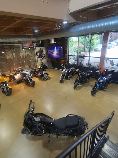 Harley-Davidson Dealer «Bergen County Harley-Davidson (Service Opens 9am)», reviews and photos, 124 Essex St, Rochelle Park, NJ 07662, USA