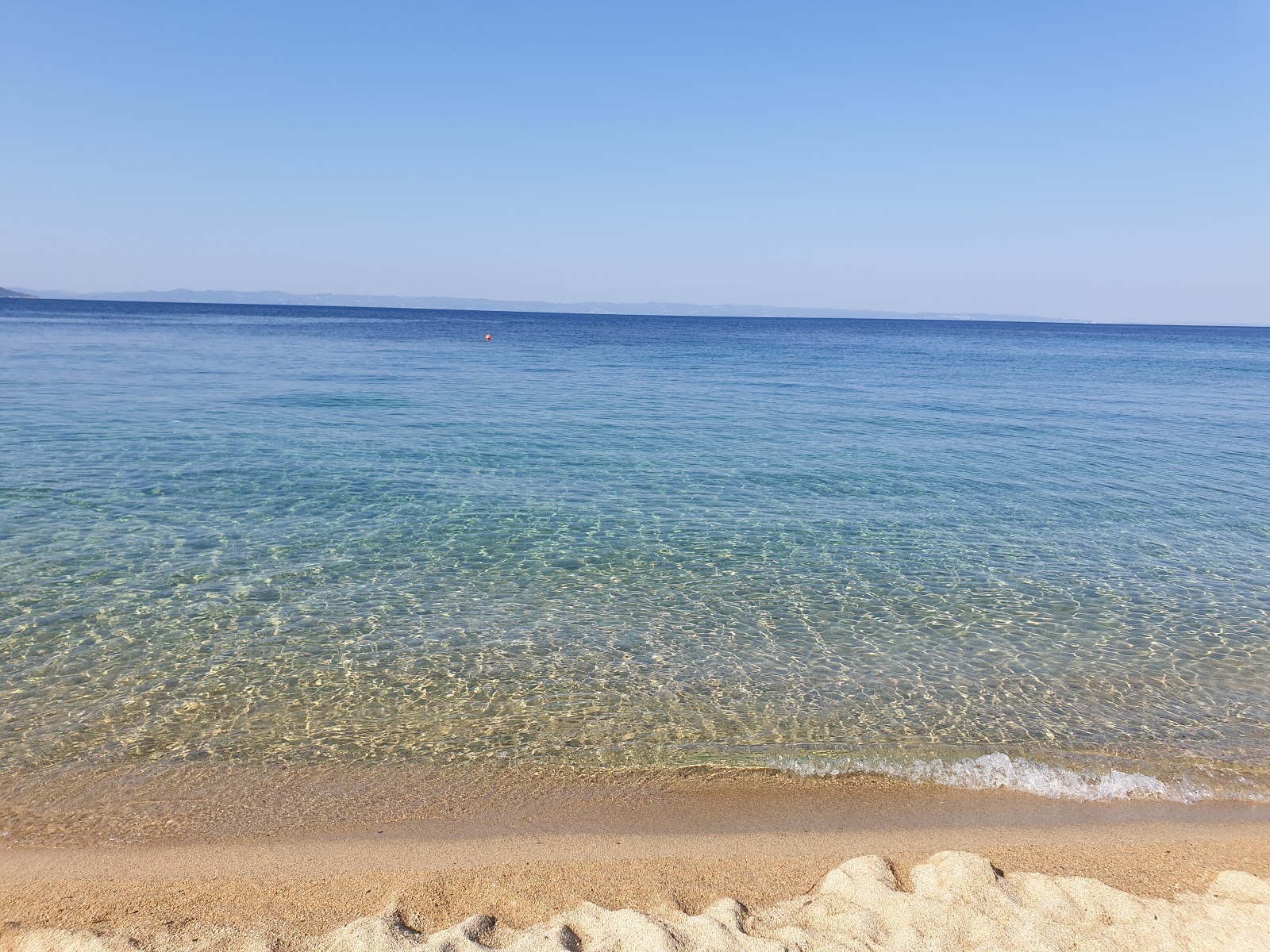 Photo of Lagomandra beach - popular place among relax connoisseurs