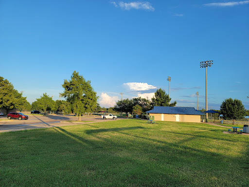Park «Cravens Park», reviews and photos, 400 Cravens Park Dr, Arlington, TX 76018, USA