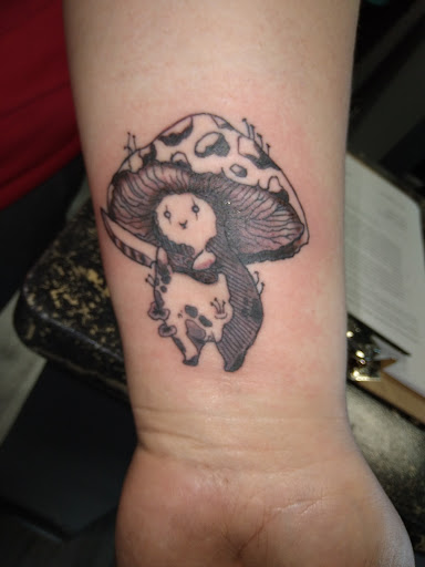 Tattoo Shop «Skin Worthy Tattoo», reviews and photos, 1601 6th St SW, Cedar Rapids, IA 52404, USA