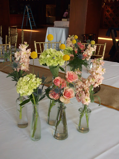 Florist «Roses Are Red Florist», reviews and photos, 425 5th Ave, Indialantic, FL 32903, USA