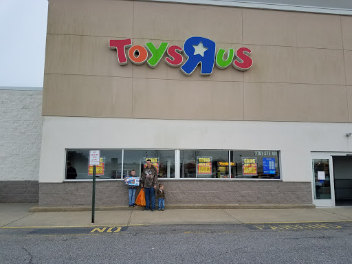 Shopping Mall «Lynnhaven North Shopping Center», reviews and photos, 2720 N Mall Dr, Virginia Beach, VA 23452, USA