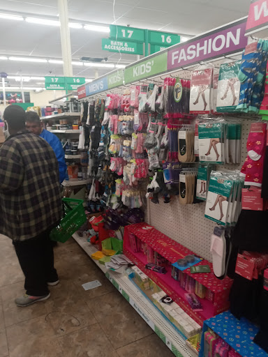 Dollar Store «Dollar Tree», reviews and photos, 9221 N 56th St, Temple Terrace, FL 33617, USA
