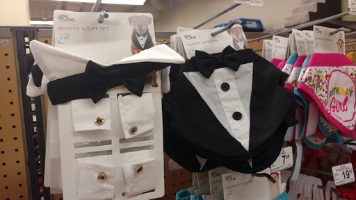 Pet Supply Store «Petco Animal Supplies», reviews and photos, 1121 5th St, Miami Beach, FL 33139, USA