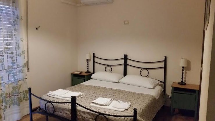 Photos du propriétaire Bed & Breakfast Bed and Breakfast Pizzardi Sant'Orsola 40138 Bologna