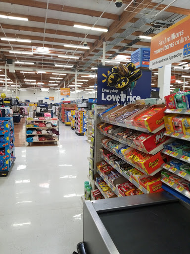 Discount Store «Walmart», reviews and photos, 1040 Green Acres Rd, Eugene, OR 97408, USA