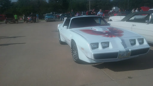 Used Car Dealer «Midway Auto Outlet», reviews and photos, 715 Central Ave, Kearney, NE 68847, USA