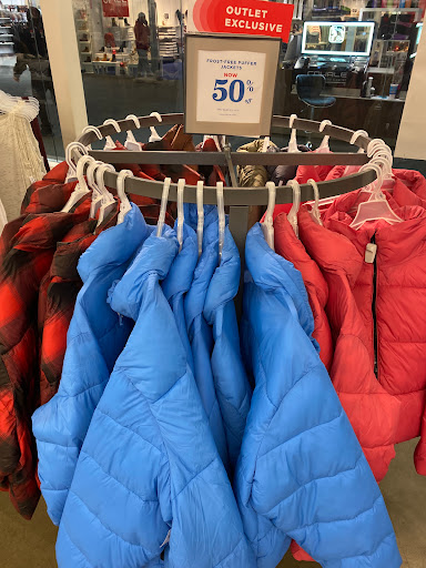 Clothing Store «Old Navy», reviews and photos, 1009 Flatbush Ave, Brooklyn, NY 11226, USA