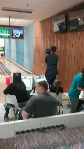 Bowling Alley «Wood Dale Bowl», reviews and photos, 155 E Irving Park Rd, Wood Dale, IL 60191, USA