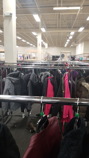 Clothing Store «Burlington Coat Factory», reviews and photos, 287 Washington St, Attleboro, MA 02703, USA