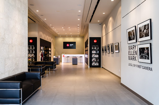 Camera Store «Leica Store Miami», reviews and photos, 372 Miracle Mile, Coral Gables, FL 33134, USA