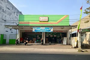 Tsamaniya Minimarket Burengan image