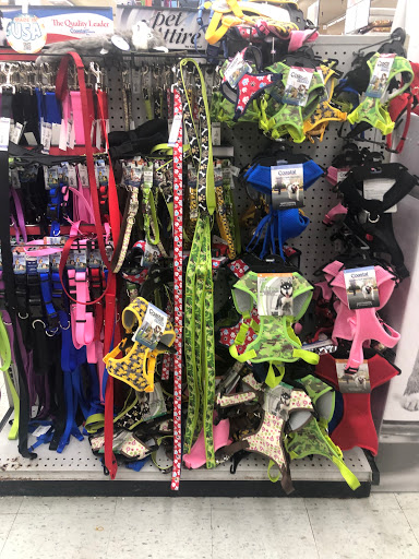 Pet Supply Store «Pet Club San Mateo», reviews and photos, 1850 S Norfolk St, San Mateo, CA 94403, USA