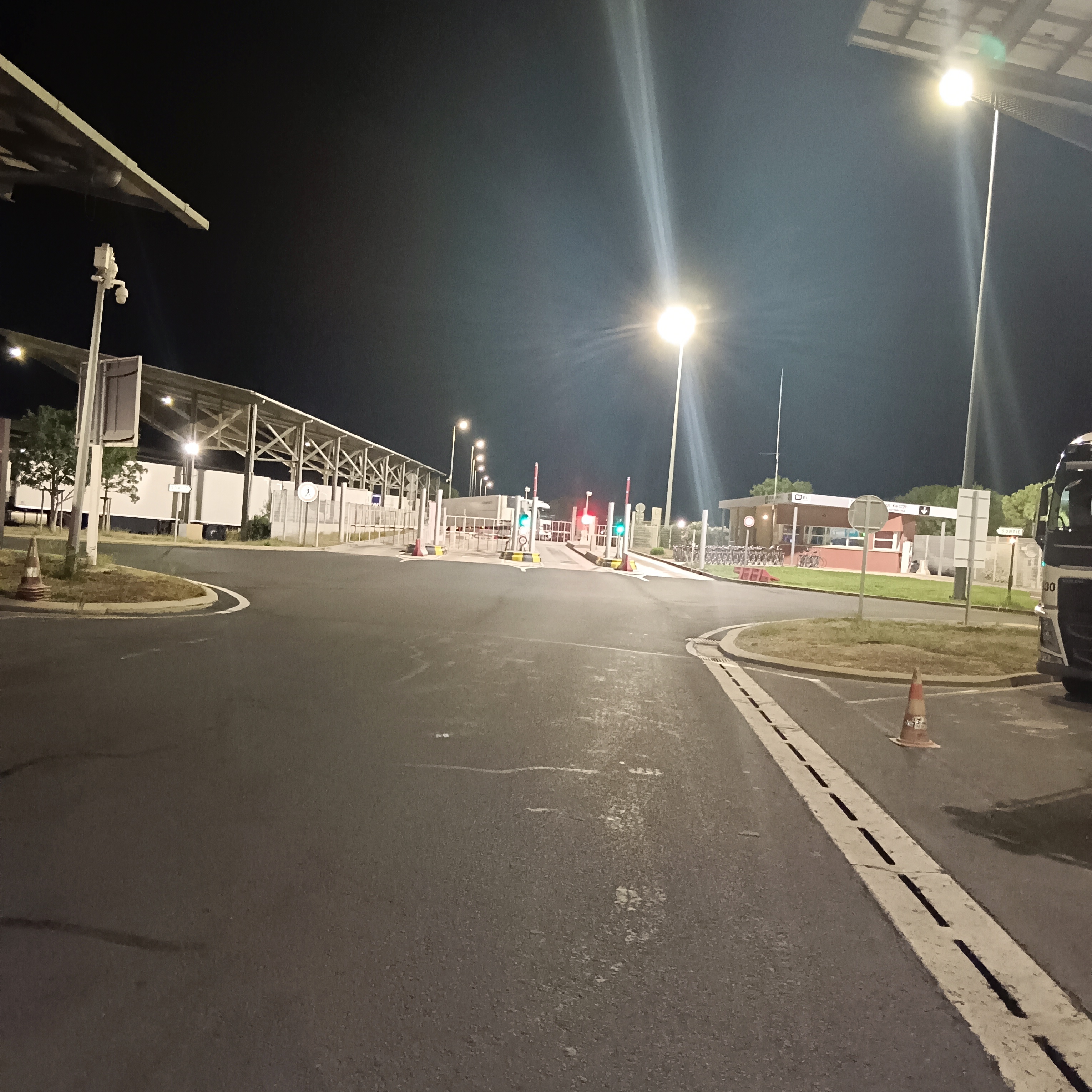Photo n° 1 de l'avis de Rustambek.a fait le 04/09/2023 à 00:36