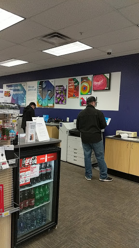 Print Shop «FedEx Office Print & Ship Center», reviews and photos, 636 Old York Rd, Jenkintown, PA 19046, USA