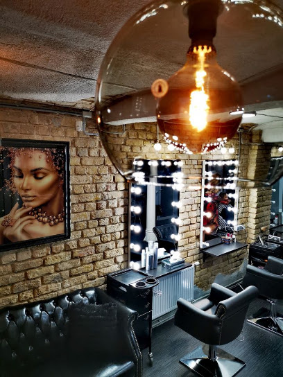 Samira Beauty Salon