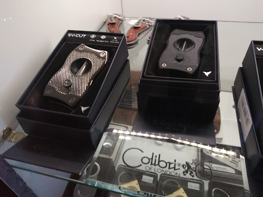 Tobacco Shop «Tobacco Town», reviews and photos, 17108 Fort St, Riverview, MI 48193, USA