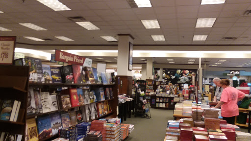 Book Store «Barnes & Noble», reviews and photos, 122 Brandon Town Center Dr, Brandon, FL 33511, USA