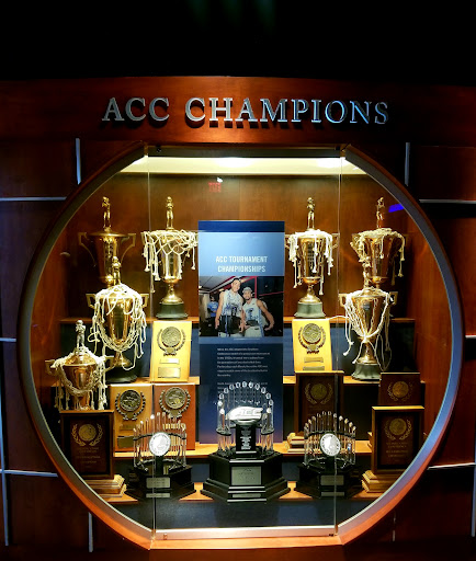 Stadium «Dean E. Smith Center», reviews and photos, 300 Skipper Bowles Dr, Chapel Hill, NC 27514, USA