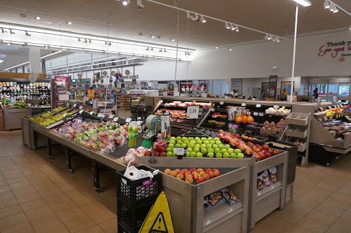 Grocery Store «Stop & Shop», reviews and photos, 1100 Massachusetts Ave, Dorchester, MA 02125, USA